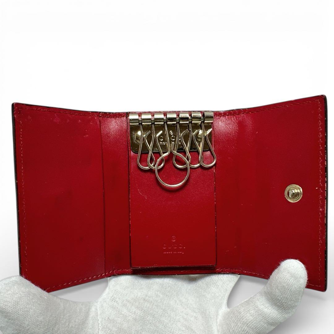 美品✨グッチ 6連 キーケース GG シマ レザー リボン レッド 赤