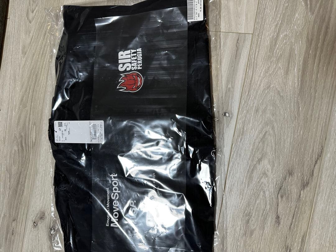 石川祐希　デサント　ペルージャ　コラボスウェットシャツ　パーカー