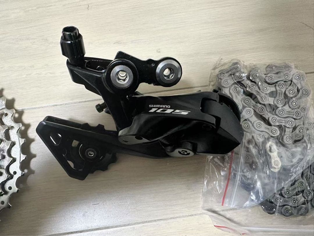 SHIMANO シマノ　105 R7000 RS700 11速 コンポセット