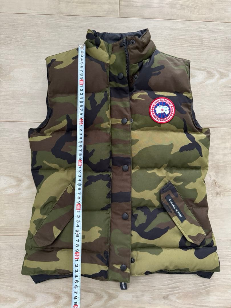 【値下げ】カナダグース ダウンベスト　迷彩　SP