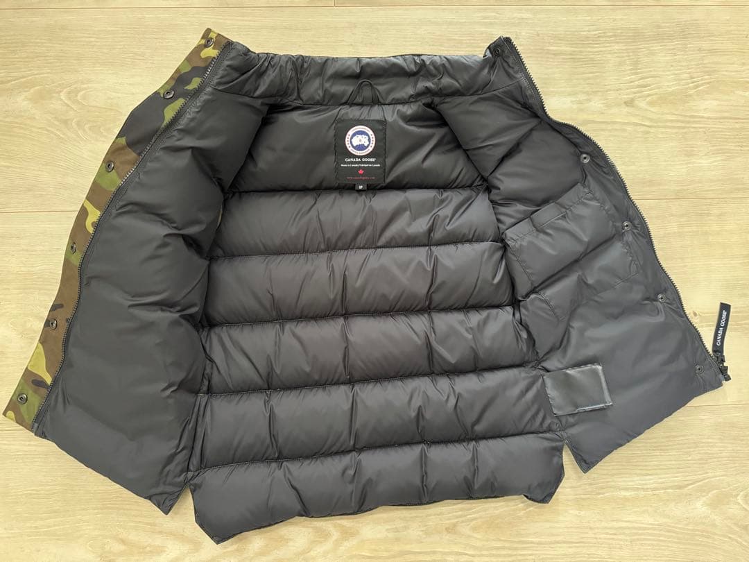 【値下げ】カナダグース ダウンベスト　迷彩　SP