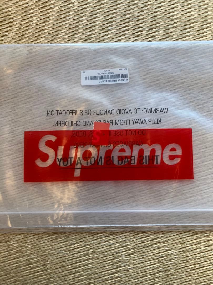 シュプリーム　FUCK CASHMERE SCARF FW17A98 BLACK