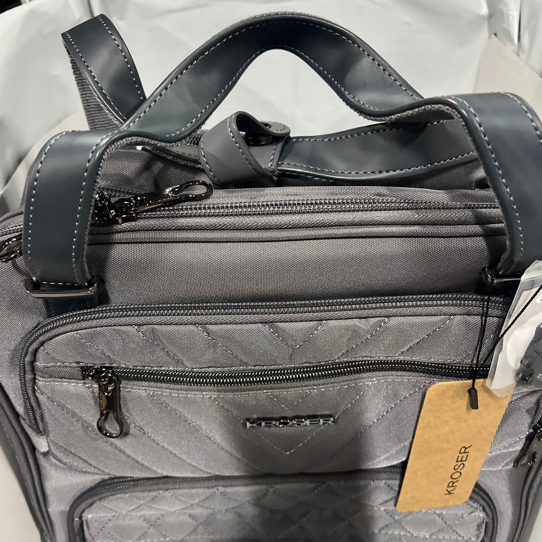[KROSER] 15インチ 機内持ち込み荷物 USB充電ポート付き