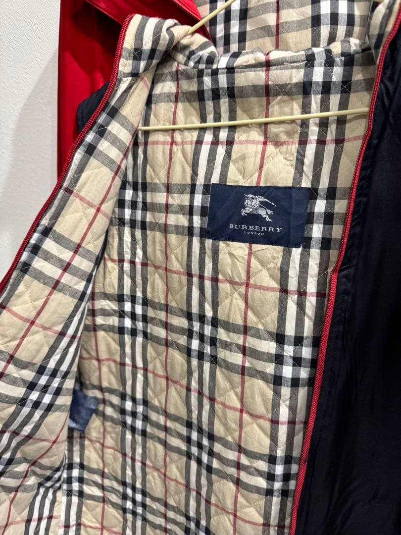 【Burberry London】ライナー付フーデッドコート レッド