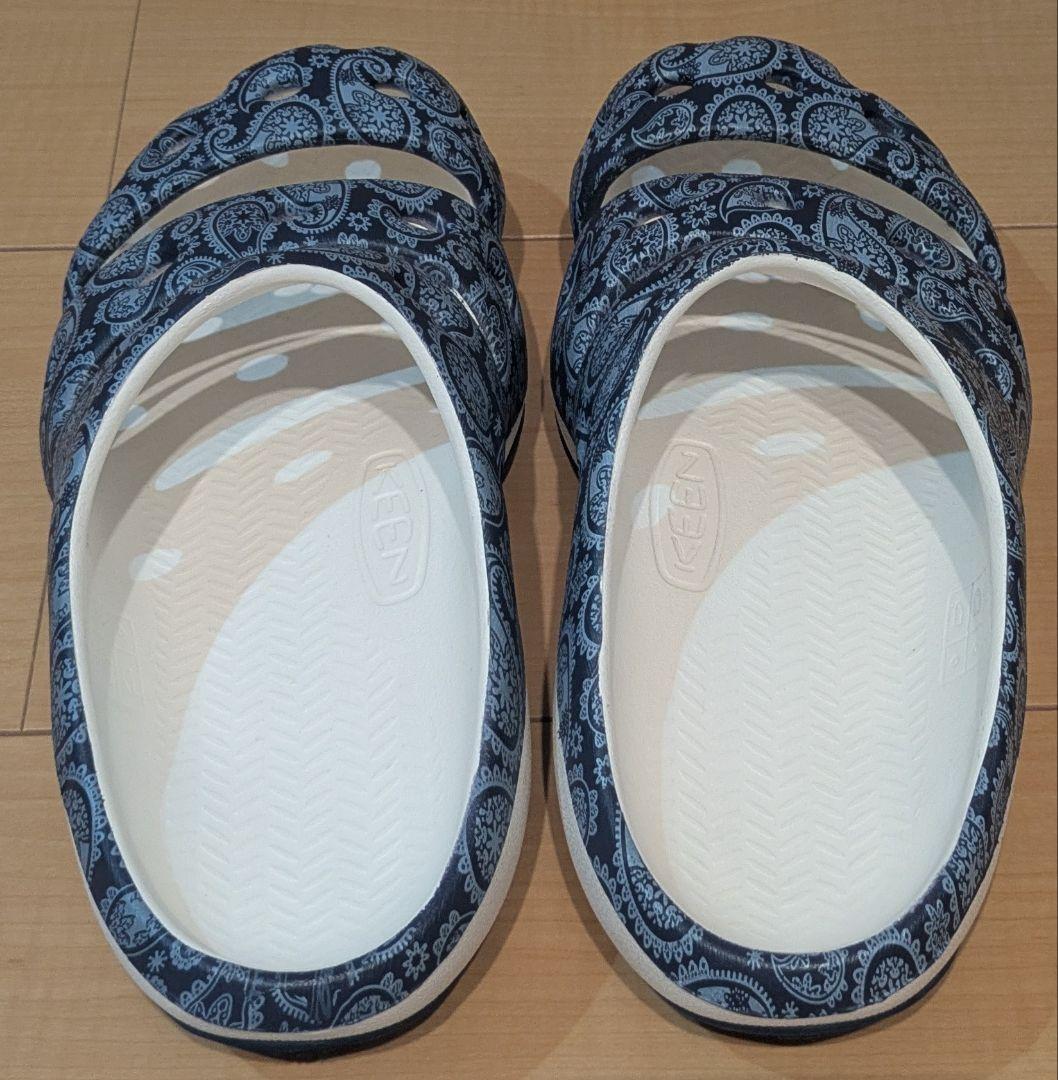 【希少】【限定品】 サンダル キーン ヨギ アーツ ブルーペイズリー US8