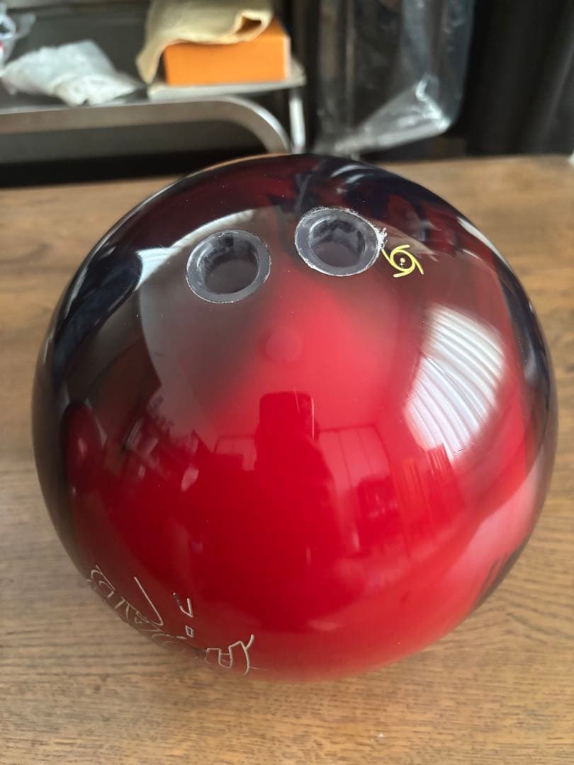 最終値下げ ボウリングボール THE ROAD 14ポンド