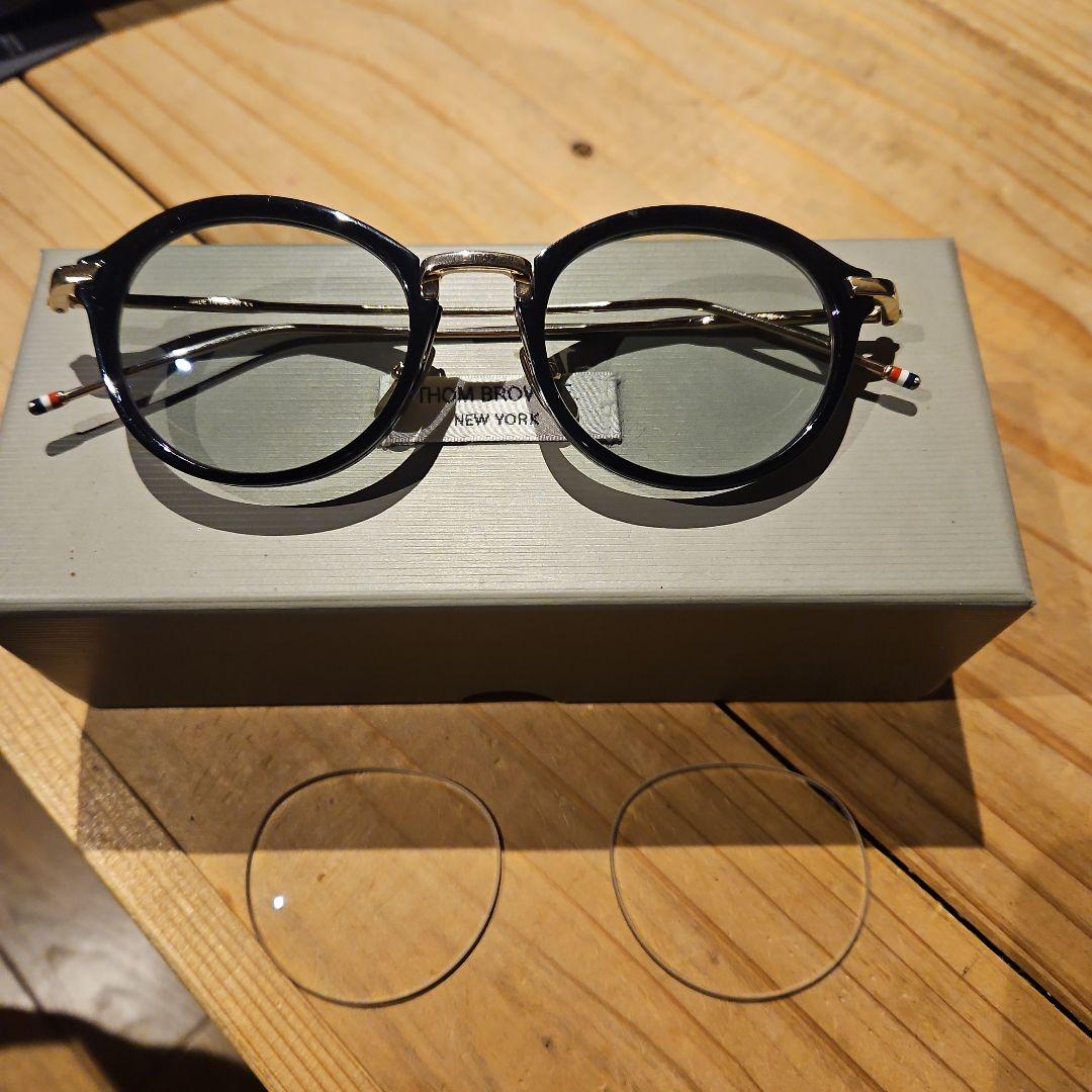 トムブラウン　TB-001　49Size