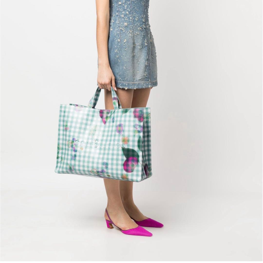 最終価格、週末消去。　Acne Studios チェック柄トートバッグ