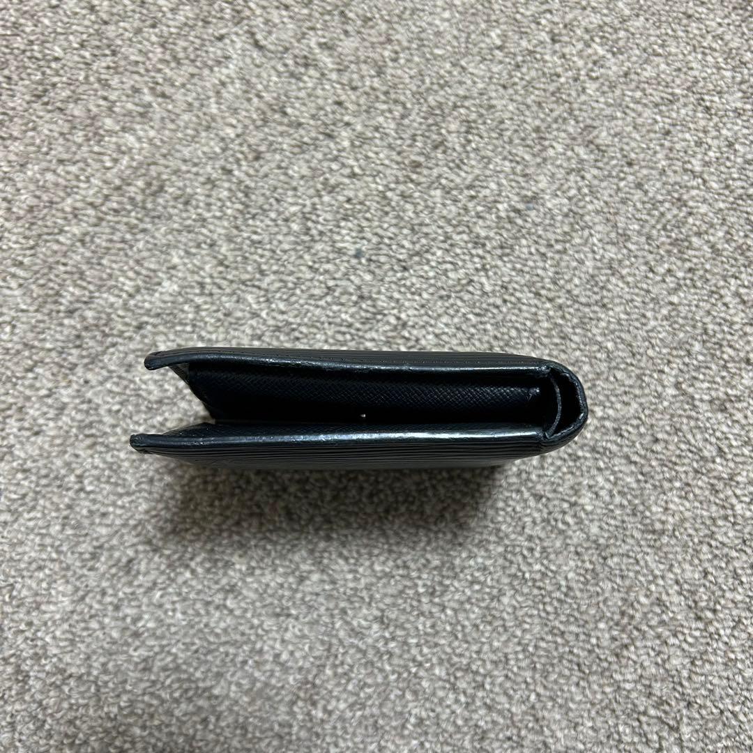 値下げ済み-LOUIS VUITTON-二つ折り財布 黒