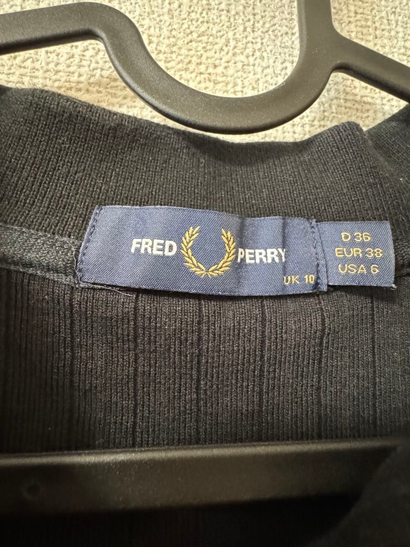 FRED PERRY ブラック フリル袖 ポロシャツ UK 10