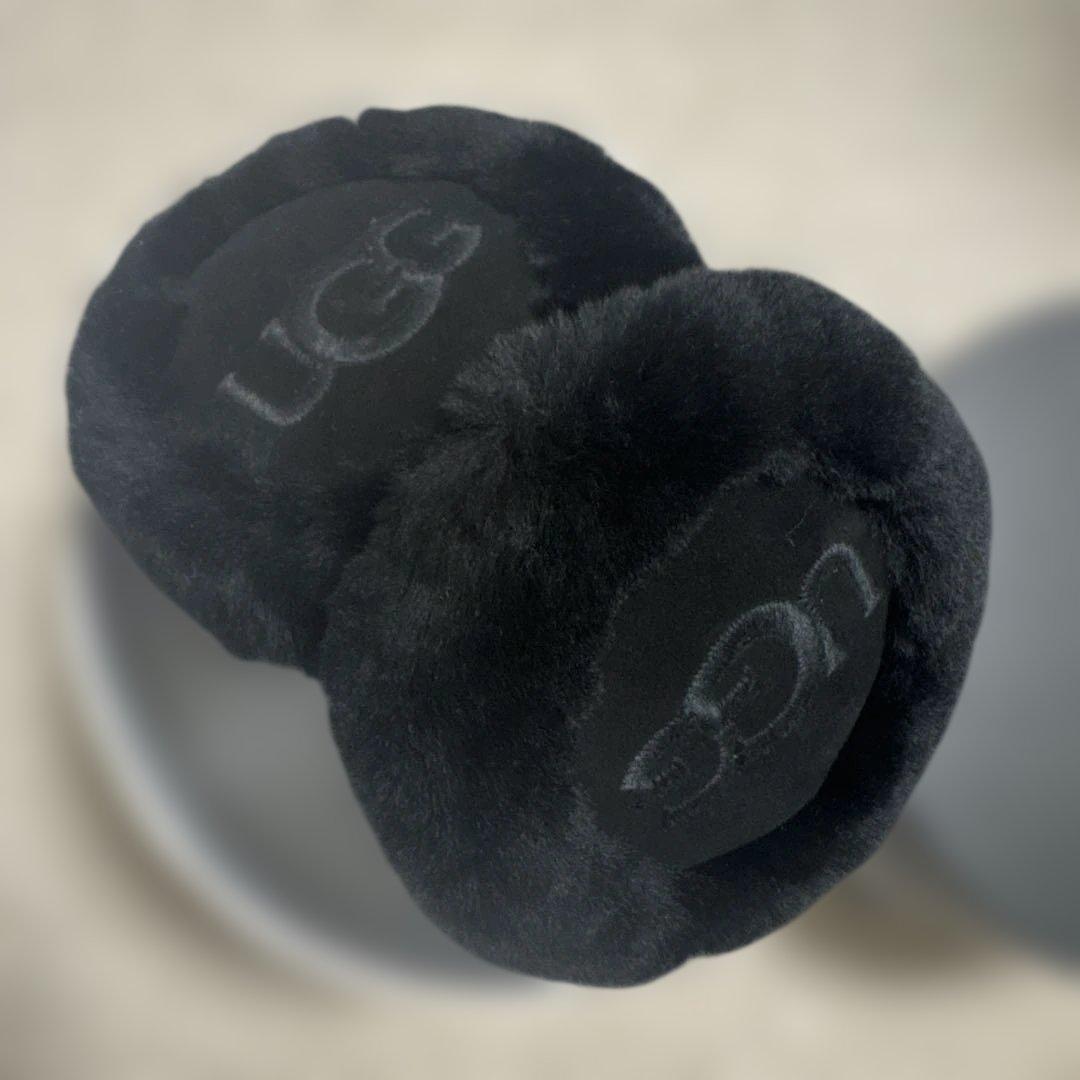 2/18までの出品★UGG ブラックファーイヤーマフ　シープスキン　日本完売品