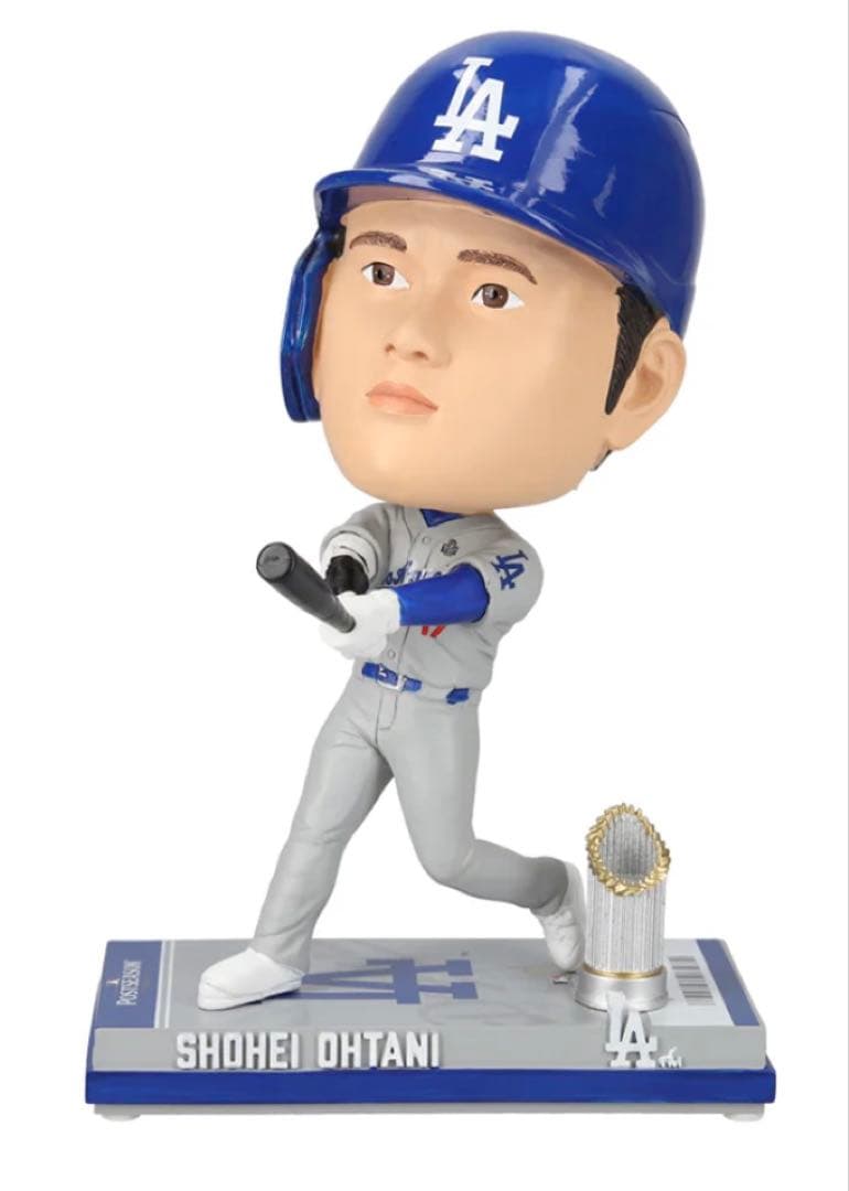 ボブルヘッド 大谷翔平トロフィー & チケット台座付&カード2枚おまけ