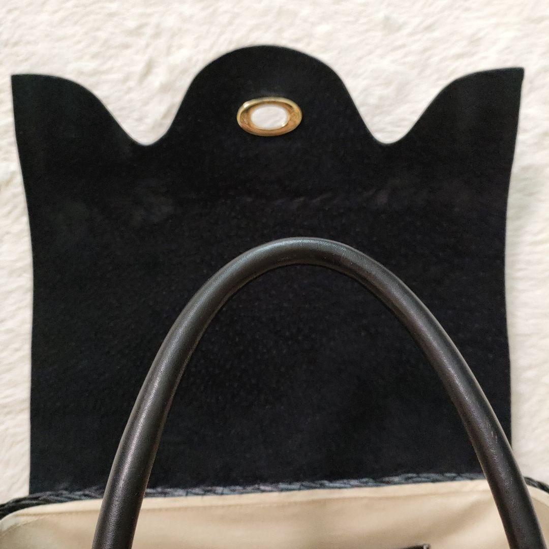 GRACE CONTINENTAL カービングトライブス　カゴバッグ 黒