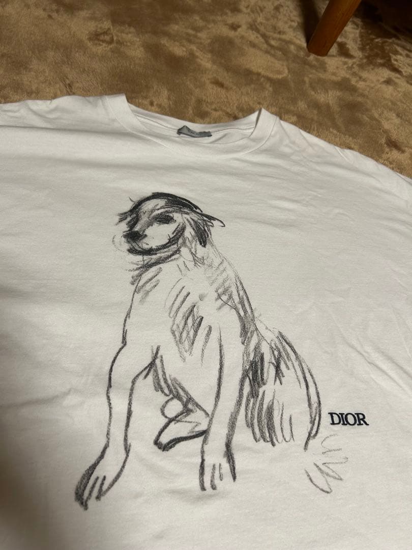 Dior 犬イラスト Tシャツ