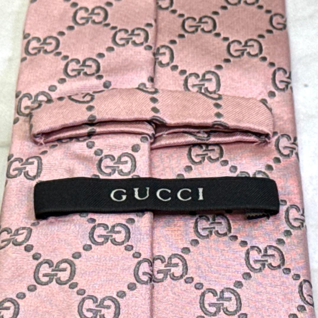 ☆即発 GUCCI グッチ 高級シルクネクタイ ピンク GG総柄 美品 イタリア