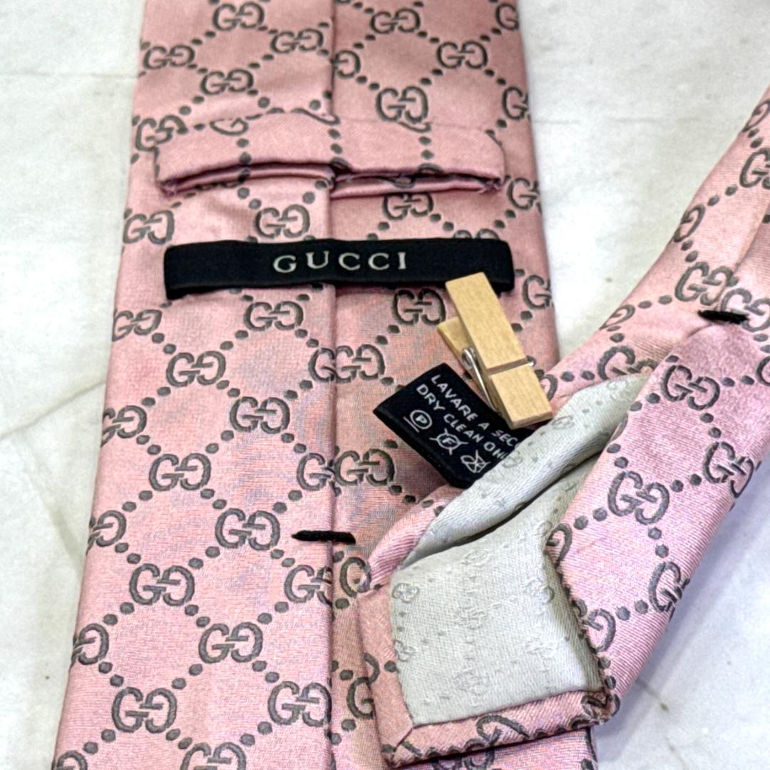 ☆即発 GUCCI グッチ 高級シルクネクタイ ピンク GG総柄 美品 イタリア