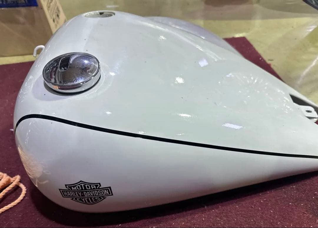 人*様 Harley-Davidson 白 タンク フェンダーセット