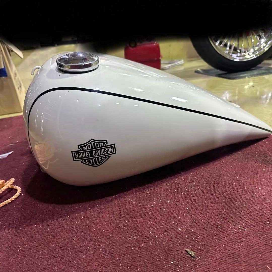 人*様 Harley-Davidson 白 タンク フェンダーセット
