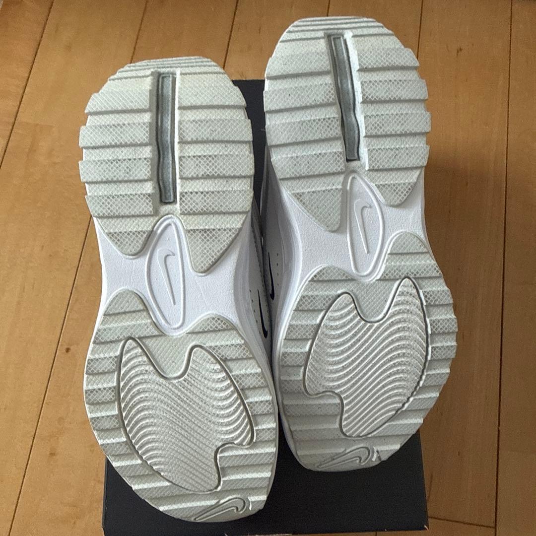 Nike Air Force 1 ホワイト スニーカー