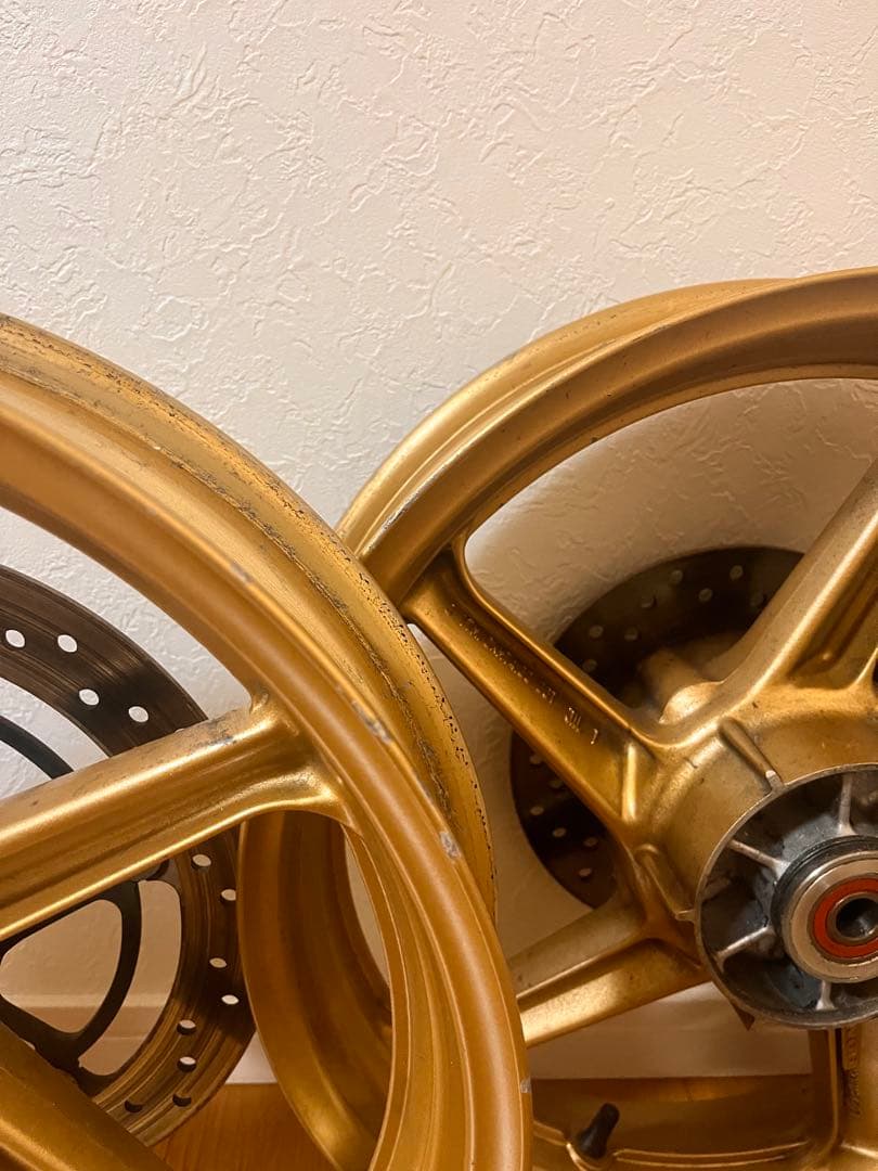 VTR250 ホイール　目視で歪みなしです！