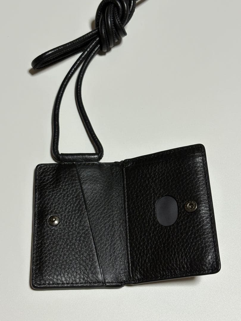 objcts.io iphone16レザーケース ストラップ一体型カードケース