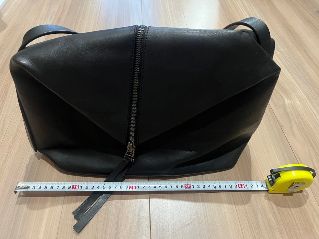 【極美品】bajraレザーバッグ