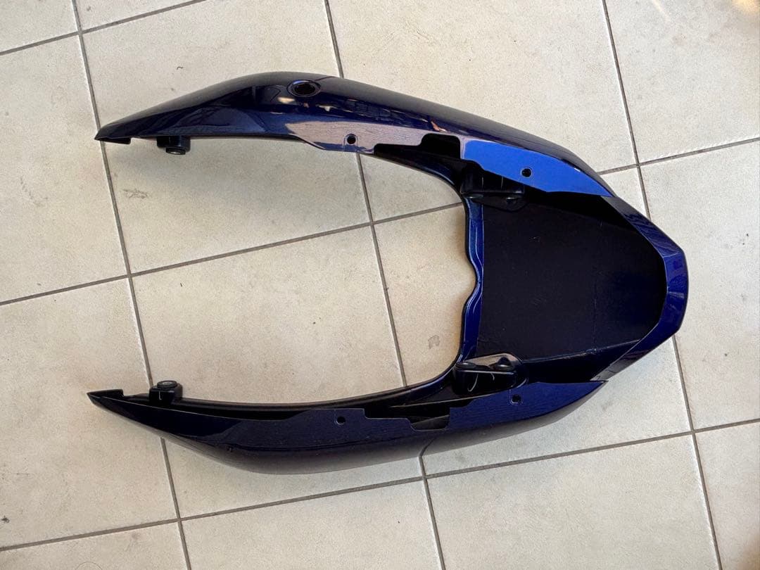 r*s様 SUZUKI GSX1400 カウル