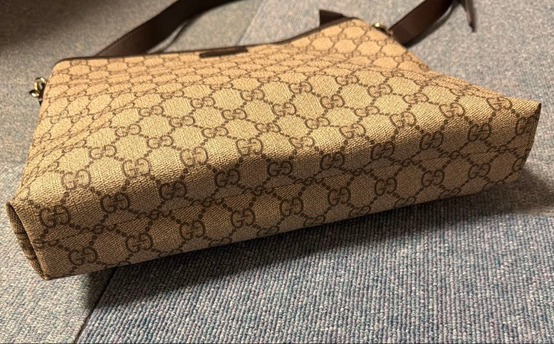 【美品】GUCCI グッチ GGスプリーム ショルダーバッグ