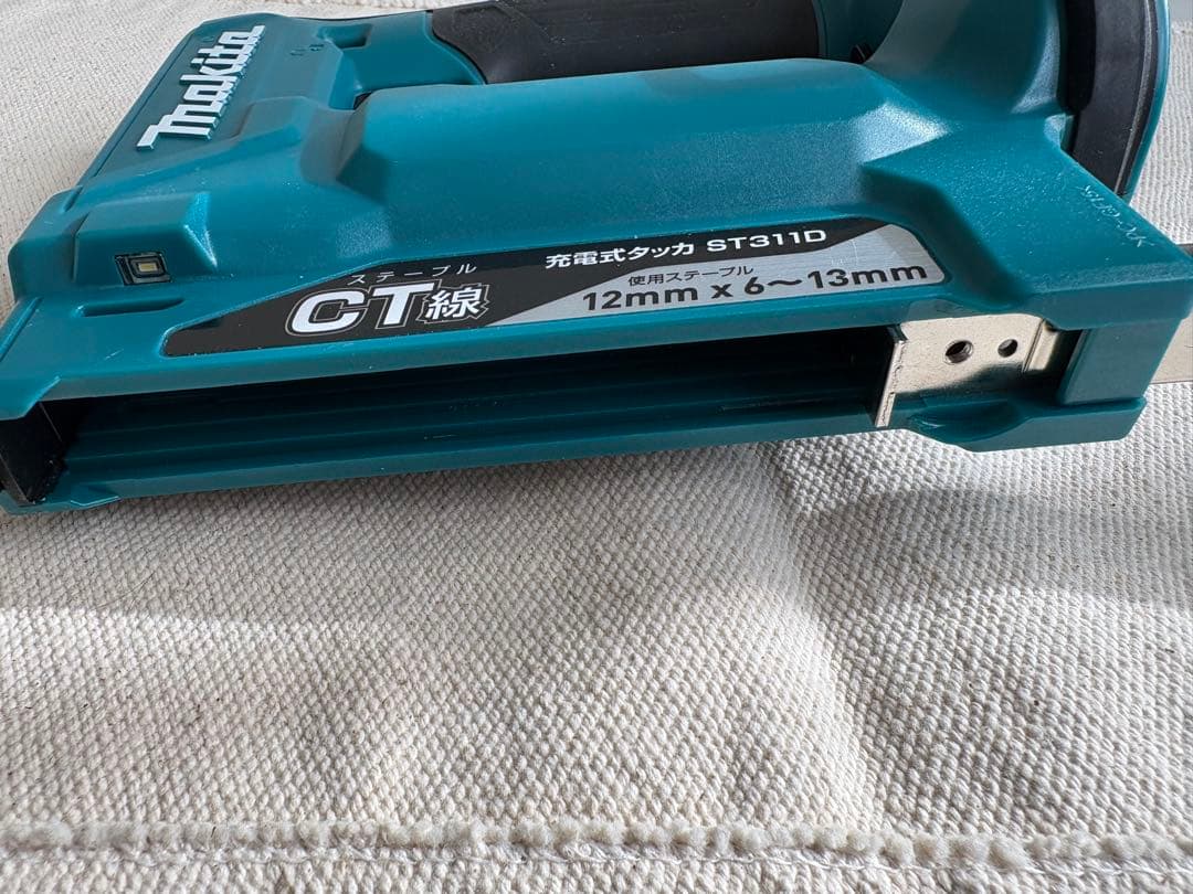 マキタ 14.4V コードレスタッカー　ST311D MAKITA CT
