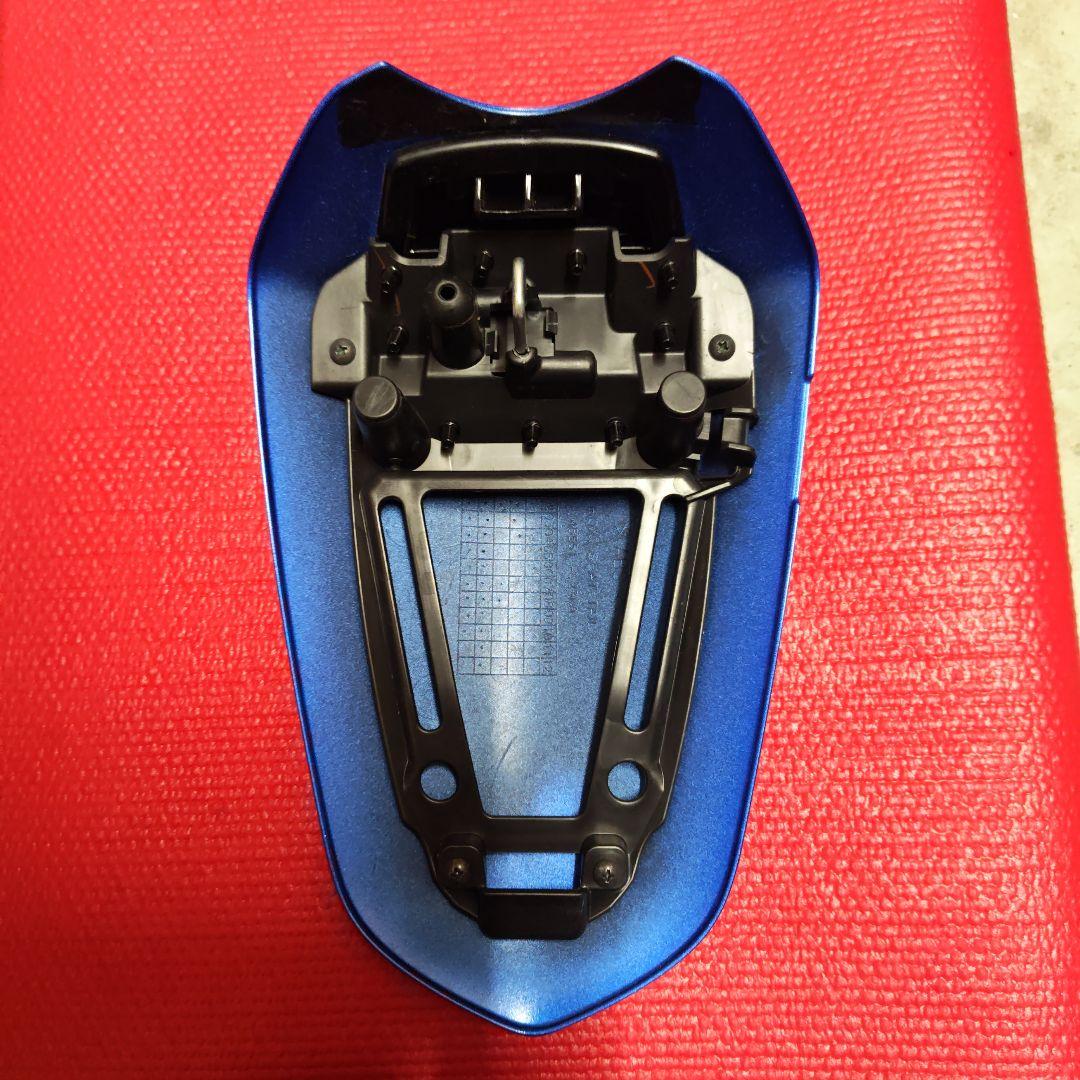 し*け様 GSX-R125 GSX-S125 純正シングルシートカウル