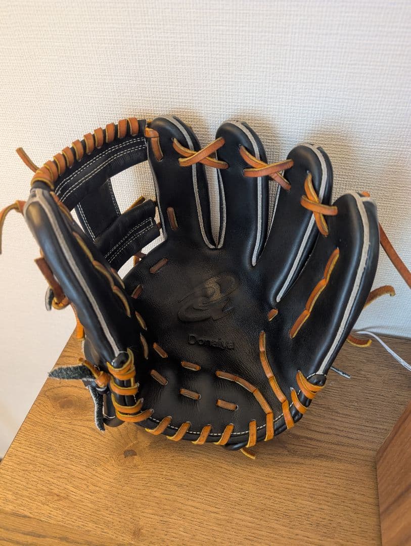 ドナイヤ　donaiya グローブ 黒 軟式　DJNIMS