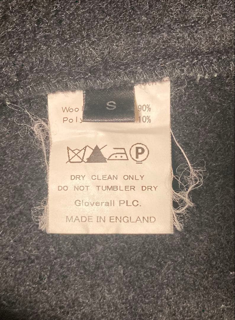 Gloverall 　Monty　英国製