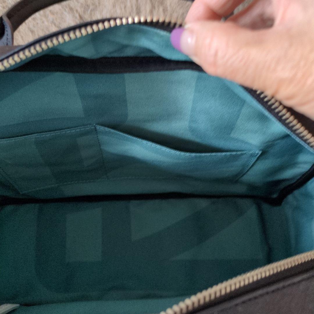 レザー 牛革ショルダーバッグ 黒 　　　　　　　　　　　　　日本製