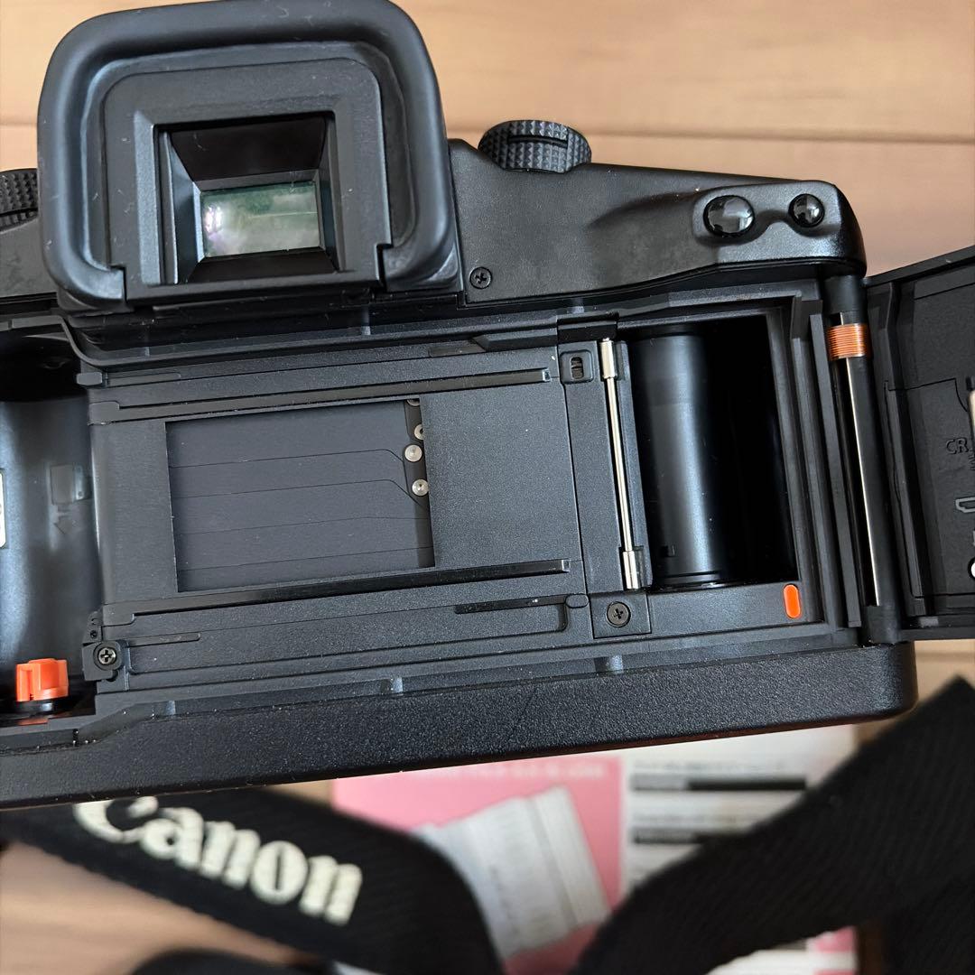 Canon EOS 7 一眼レフカメラ EFレンズ付き