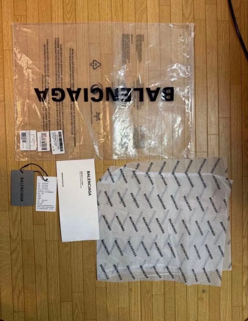 Balenciaga 黒 Tシャツ PARIS 10