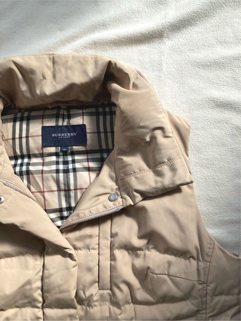 バーバリーロンドン　裏地ノバチェック　ダウンベスト　大きめサイズ46 ベージュ