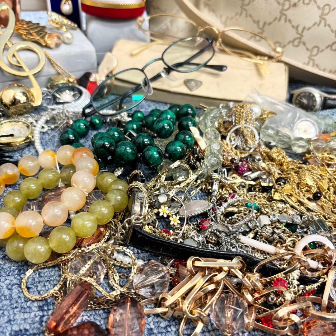 遺品整理 アクセサリー 時計 まとめ ブローチ タイピン 刻印未検品 1591