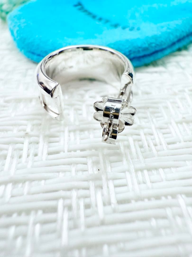 ティファニー　アトラス　フープスタッドピアス　片耳　磨き済み　925 ピアス