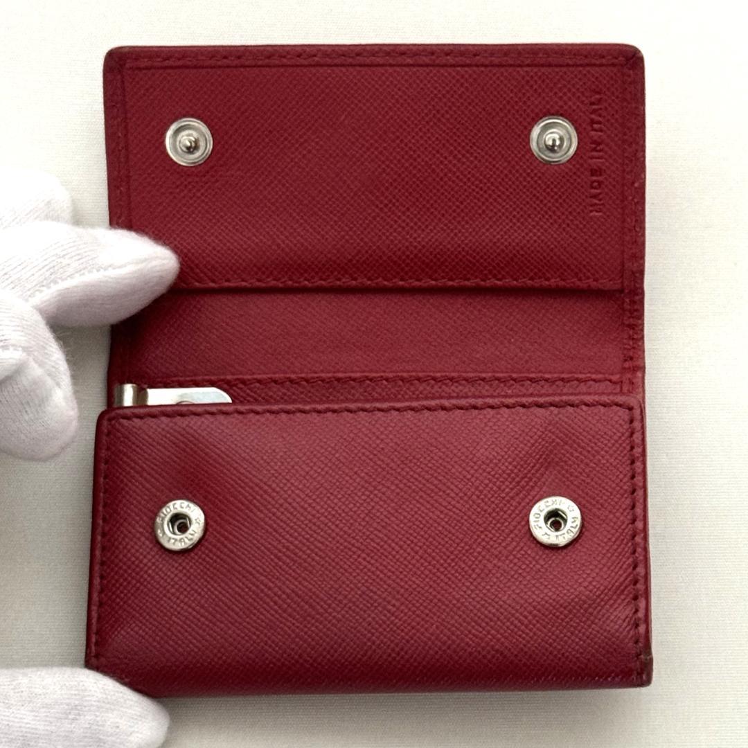 PRADA　プラダ　6連キーケース　三角ロゴプレート サフィアーノレザー　赤