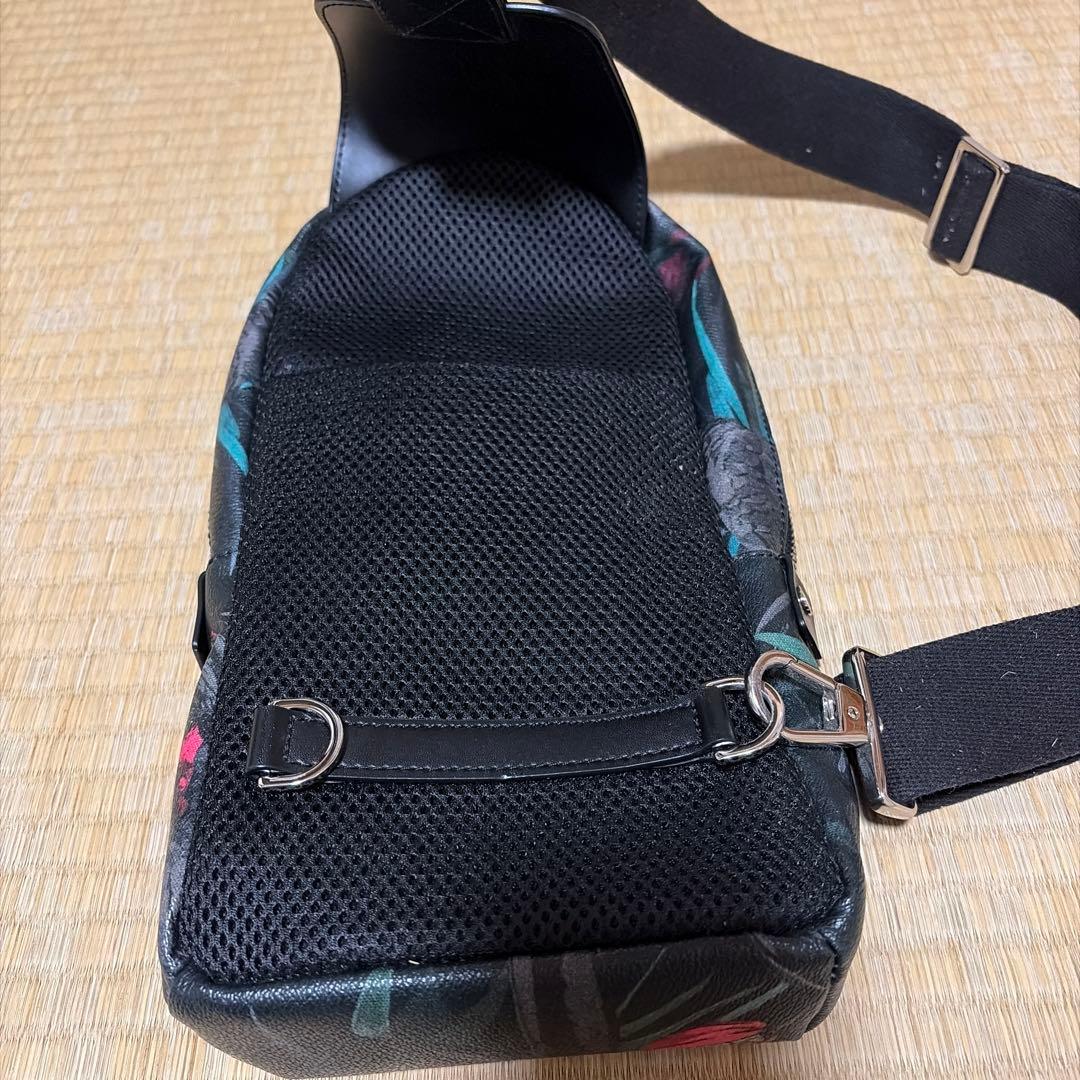 ポールスミス　ボディバック