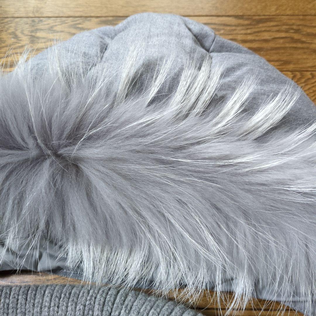 週末値下げ、TATRAS フード付きグレー ダウンベスト02