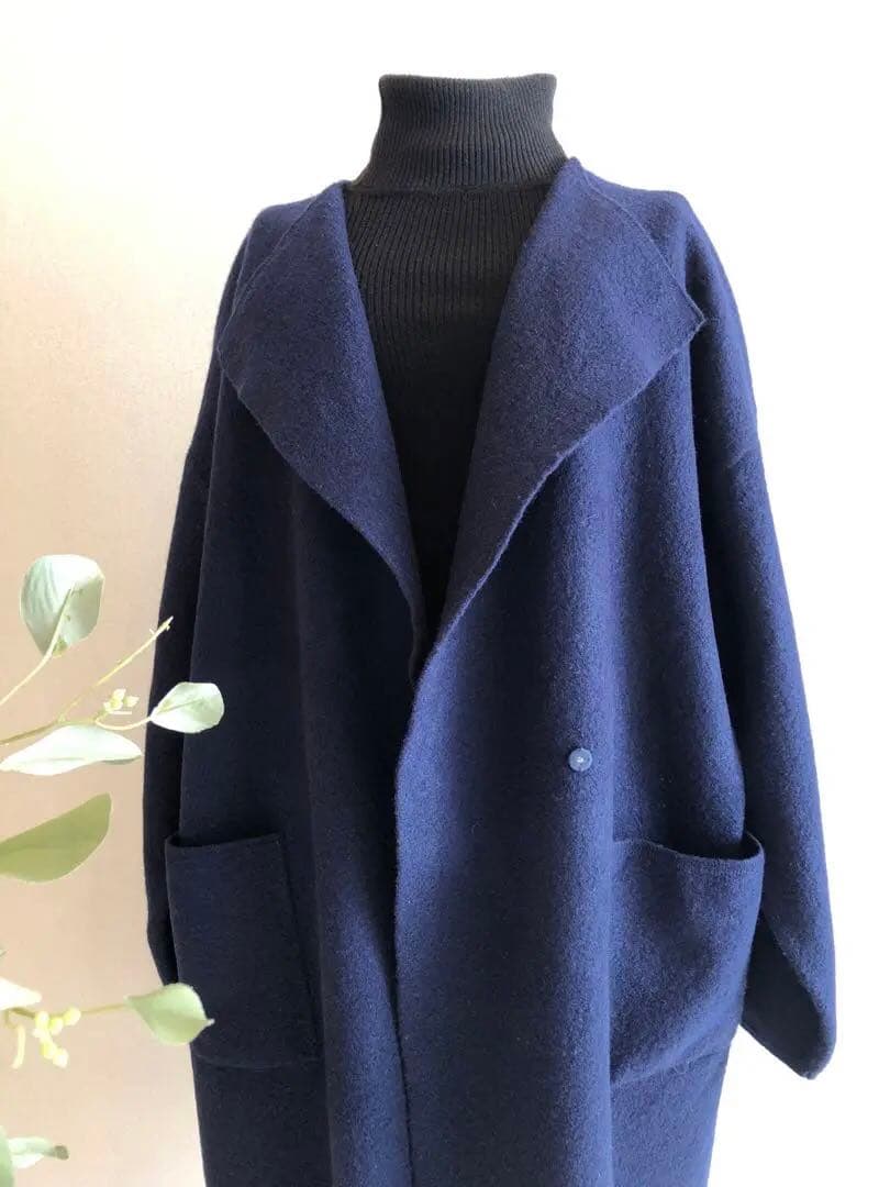 新品タグ付　かぐれ圧縮ウールノーカラーコート