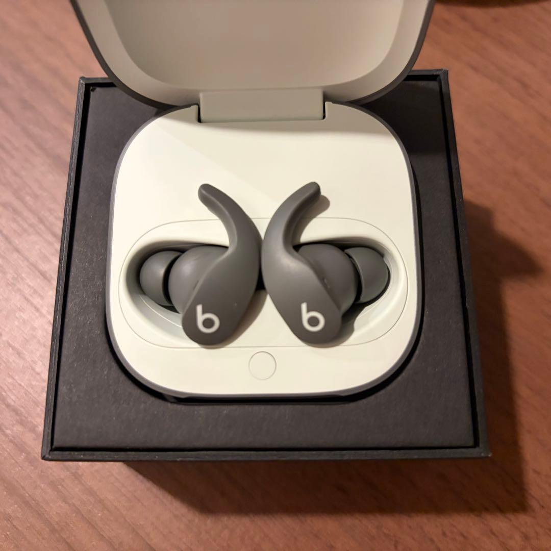 Beats Fit Pro セージグレイ 中古 傷あり