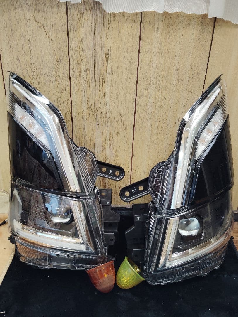 現行エルフ/フォワード ヘッドライト/ウインカー NEWELF/FORWARD