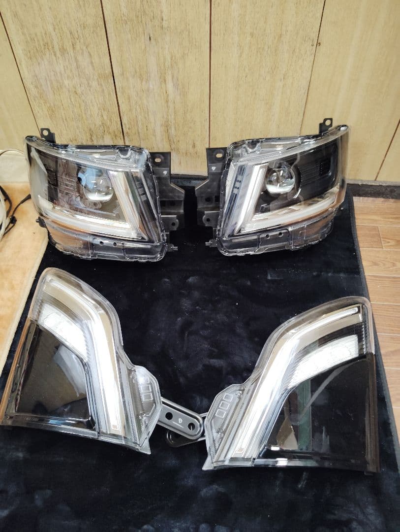 現行エルフ/フォワード ヘッドライト/ウインカー NEWELF/FORWARD