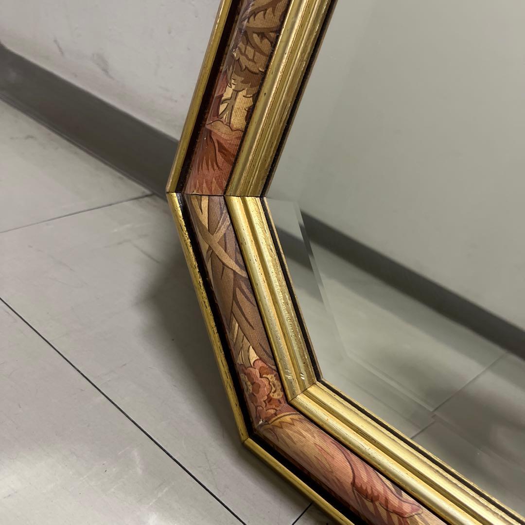 イタリア製　アンティーク　ウォール　ミラー　花柄装飾 八角形　壁掛け鏡