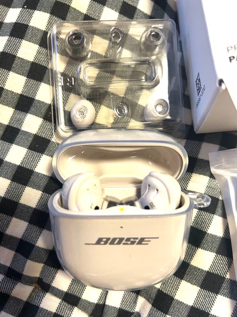 試聴のみBOSE QuietComfort Ultraワイヤレスイヤホンホワイト