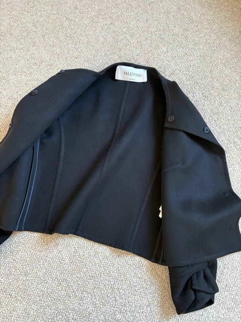 KODEMARI　　美品　VALENTINOブラックジャケット