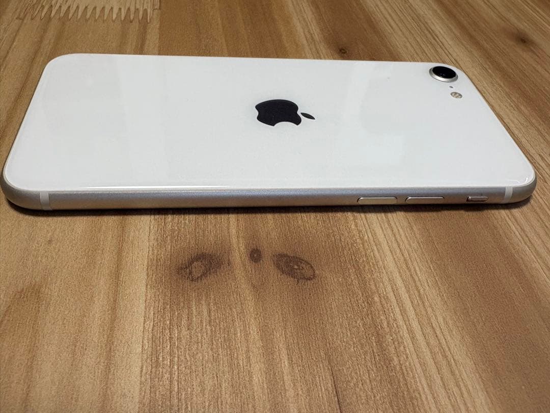 iPhone SE 第3世代 128GB スターライト au 美品 動作良好