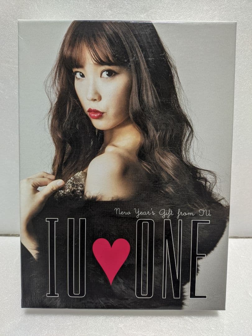 IU♡ONE～New Year's Gift from IU～〈完全生産限定〉